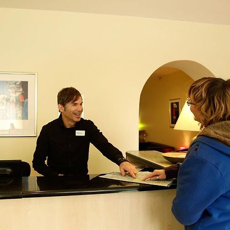 Acama Hotel & Hostel Schoeneberg Berlin Exterior photo
