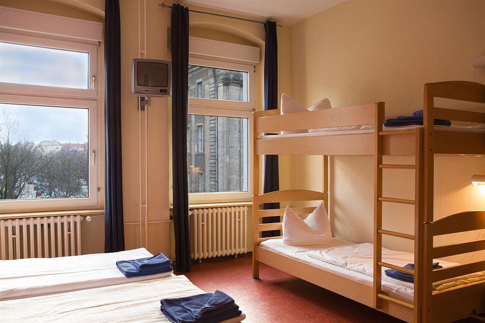 Acama Hotel & Hostel Schoeneberg Berlin Exterior photo