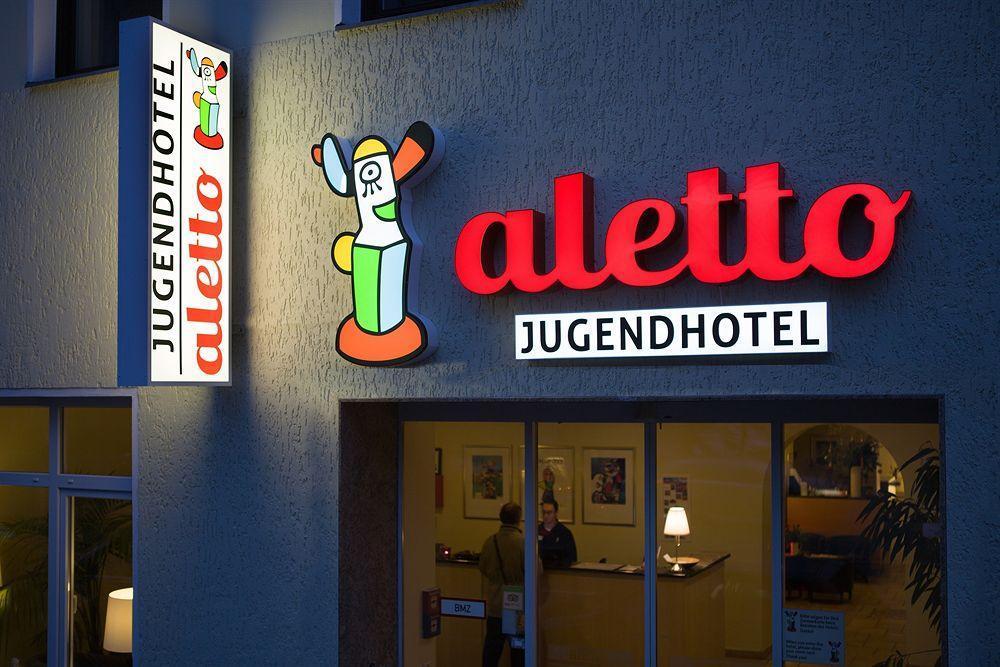 Acama Hotel & Hostel Schoeneberg Berlin Exterior photo