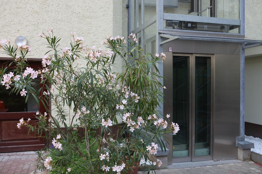 Acama Hotel & Hostel Schoeneberg Berlin Exterior photo