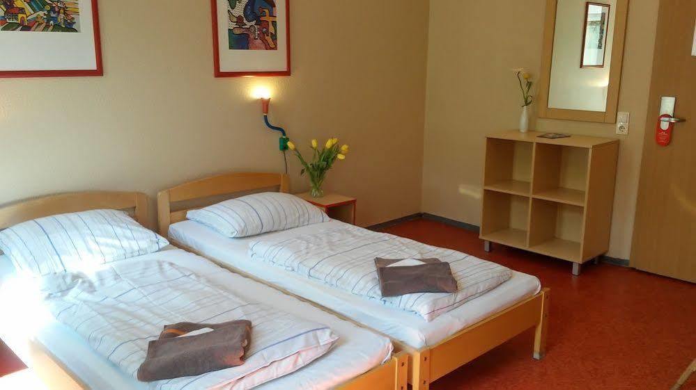 Acama Hotel & Hostel Schoeneberg Berlin Exterior photo